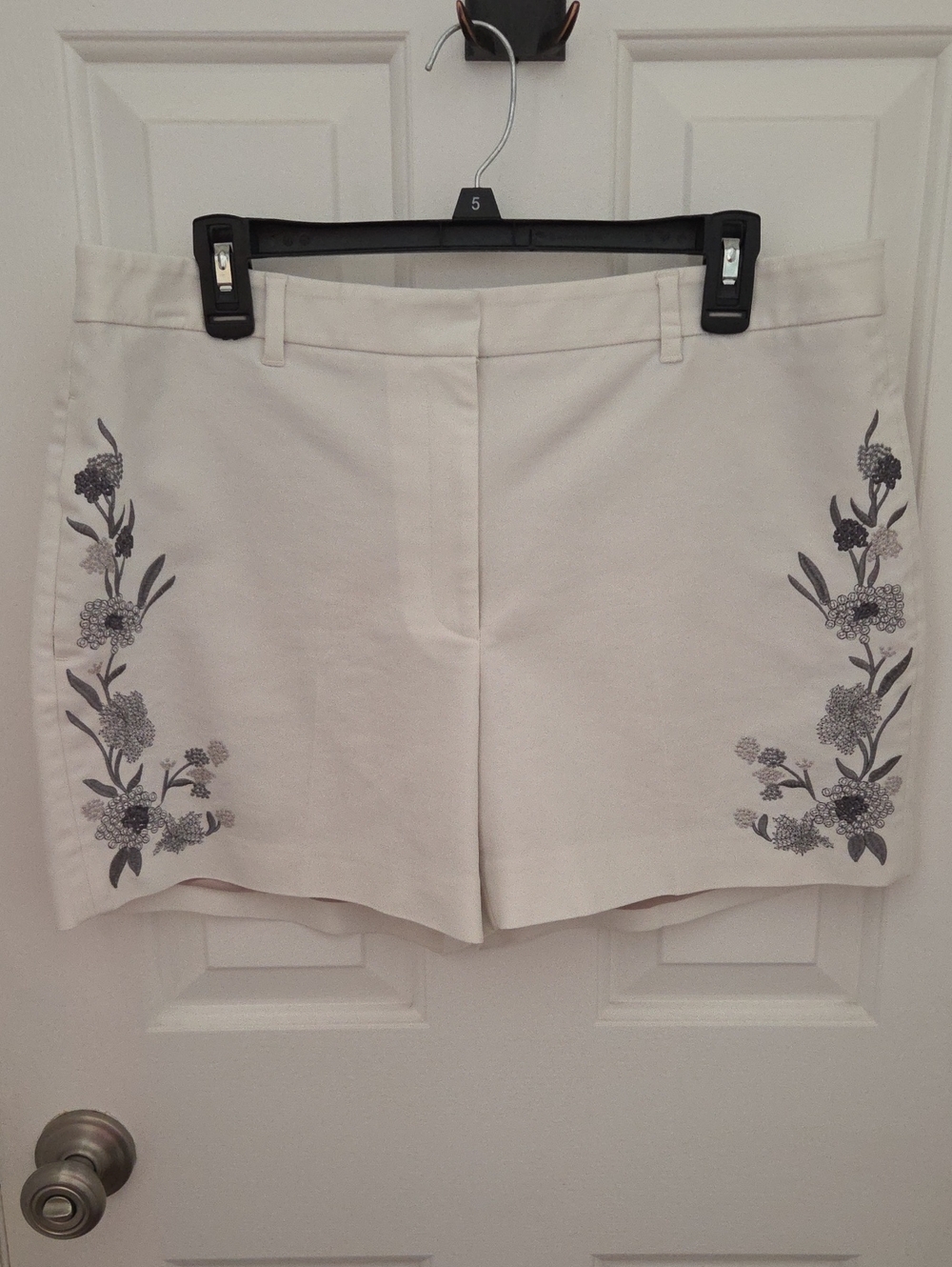 White House Black Market Cream Shorts with Gray Floral Embroidery